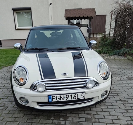 MINI ONE cena 19900 przebieg: 186000, rok produkcji 2009 z Gniezno małe 254